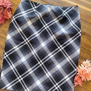 White House Black Market pencil skirt